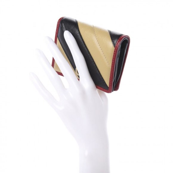 GUCCI Vintage Effect Calfskin Matelasse Diagonal Torchon GG Marmont Card Case - Picture 4 of 4